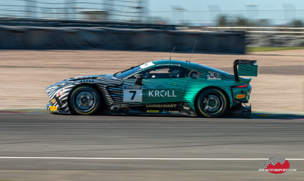 Blackthorn, Aston Martin Vantage AMR GT3 Evo.