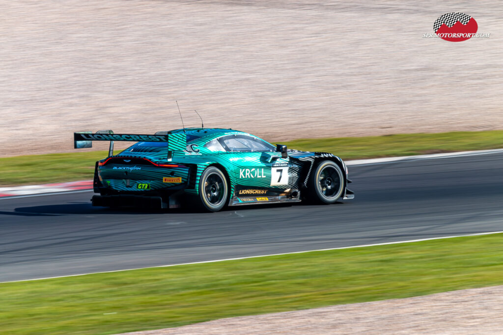 Blackthorn, Aston Martin Vantage AMR GT3 Evo.