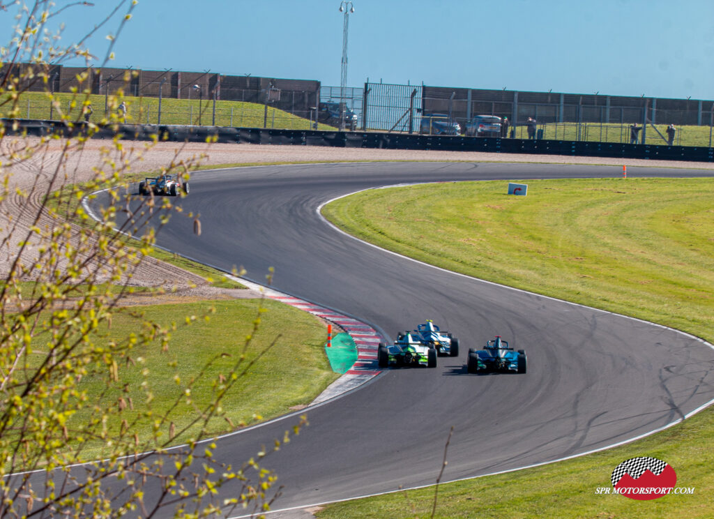 Pace Performance. Josh McLean (76) / KMR Sport. Megan Bruce (9) / Graham Brunton Racing. Mayer Deonarine (44).