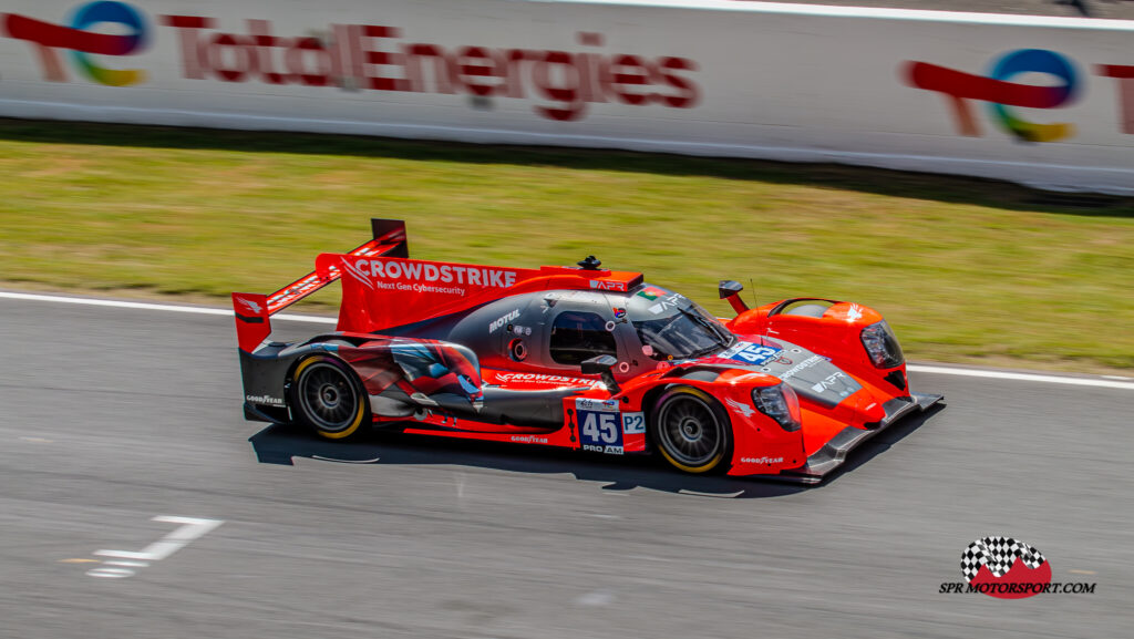 Crowdstrike Racing by APR, Oreca 07-Gibson.