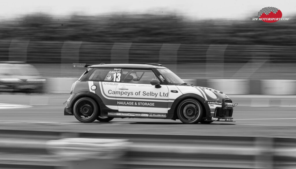 Harry Campey, EXCELR8 Motorsport.